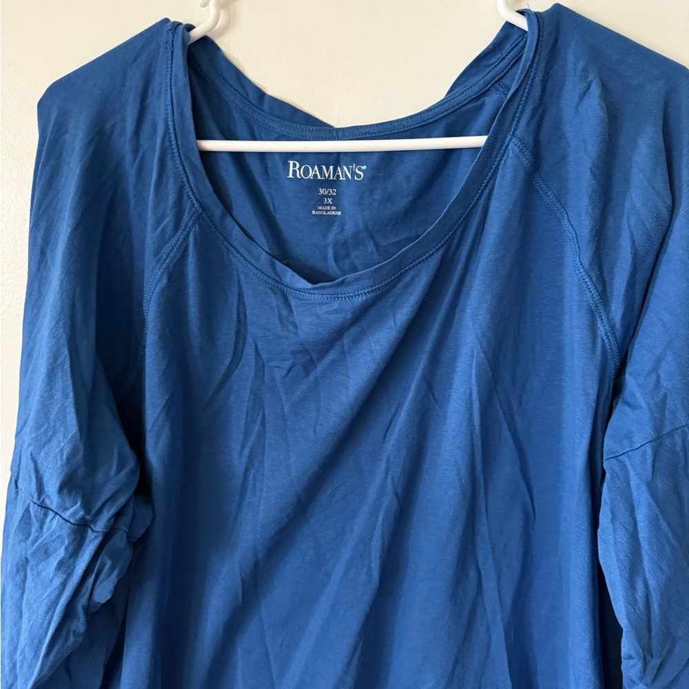 Roaman’s Woman’s Plus Blue Longsleeve T Shirt Top 3X 30/32W